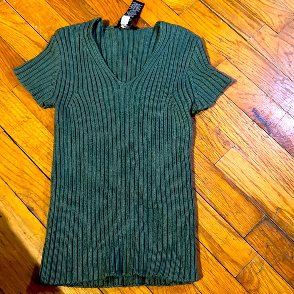 Green Kenneth Cole ribbed short sleeved women’s top size S